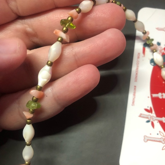 Hawaiian Shell Beaded Necklace - Picture 2 of 5